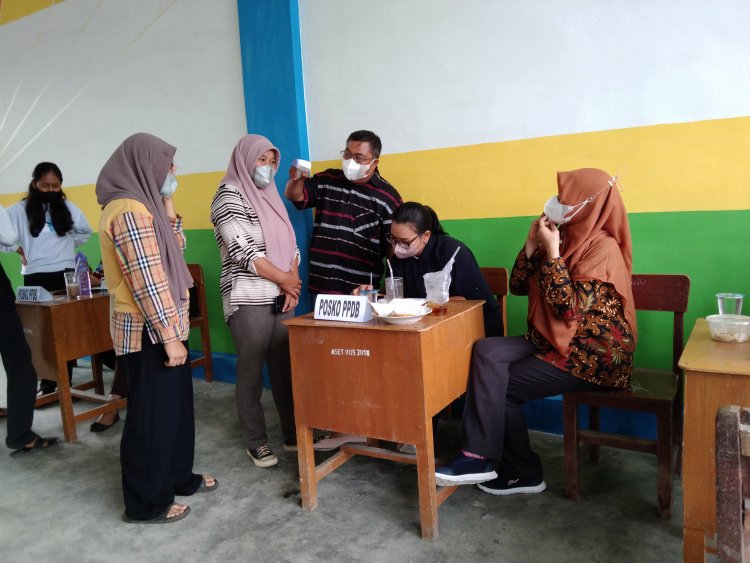 PPDB 2022 TAHAP 1 SMA NEGERI 1 BANDAR BERJALAN LANCAR