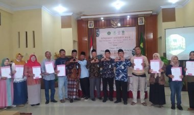 KC HCCM Madiun Terima 50 Sertifikat Halal