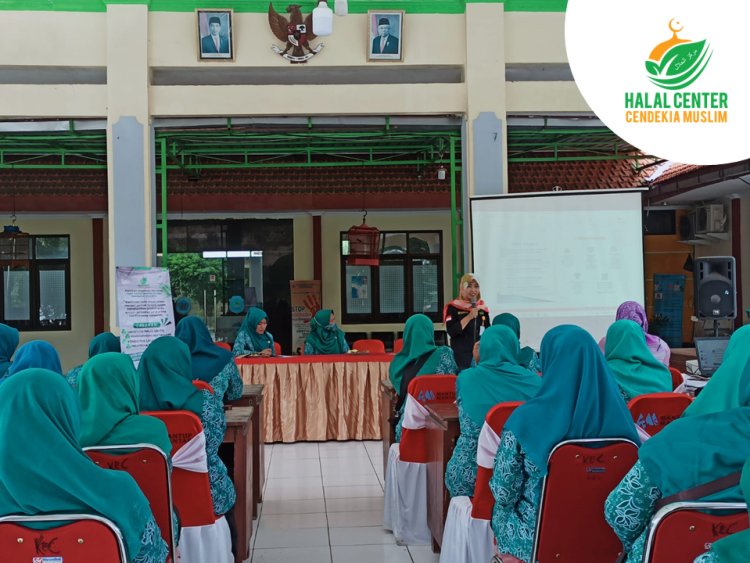 Sosialisasi Program Sertifikat Halal untuk Pelaku Usaha di Kecamatan Mantup