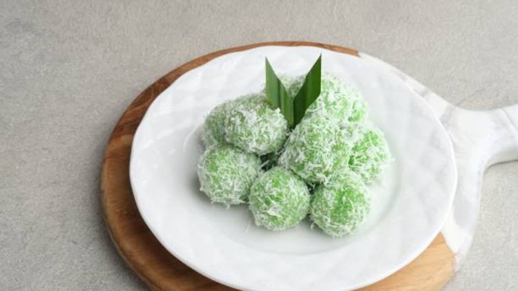 Klepon: Lezatnya Makanan Tradisional untuk Menu Berbuka Puasa