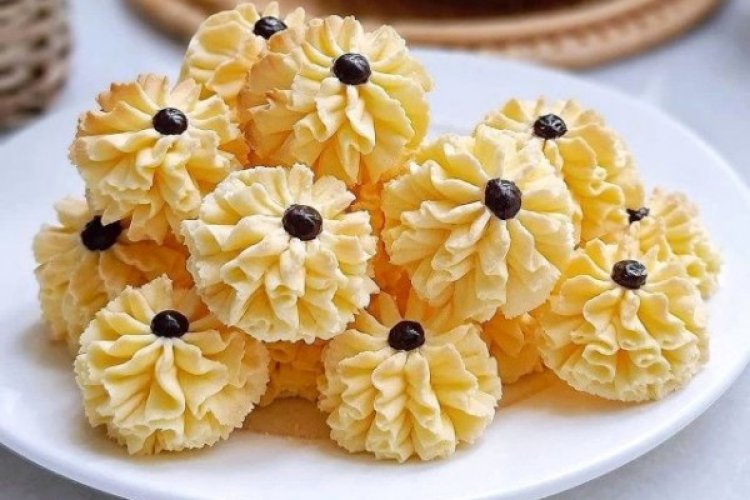 Mengungkap Kelezatan Tradisional: Resep Kue Semprit yang Lezat
