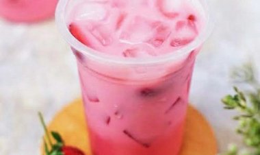 Resep Es Jelly Stroberi yang Segar dan Lezat