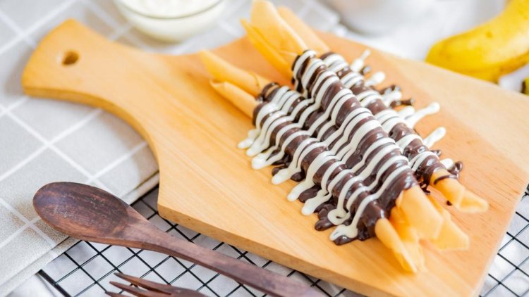 Resep Banana Roll: Camilan Lezat dan Mudah Dibuat