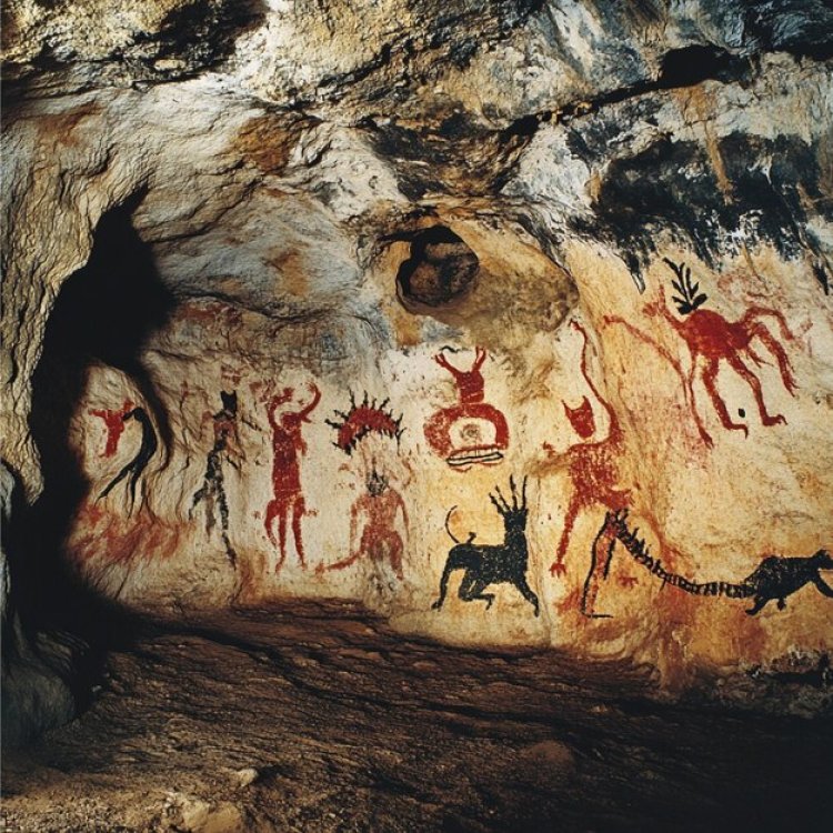 Lukisan Waktu di Batu Purba