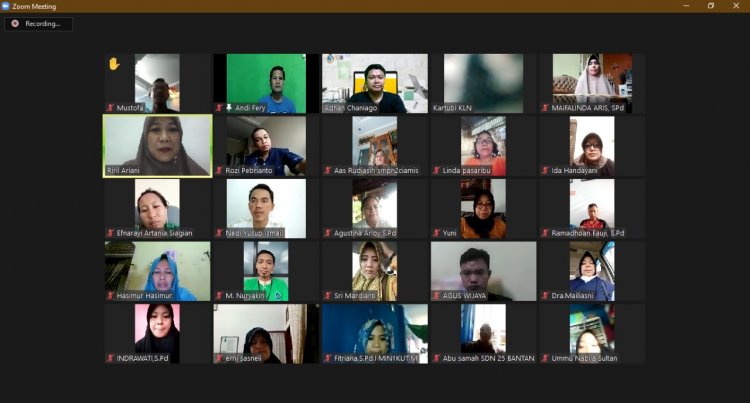 Pelatihan Penulisan Artikel dan Essay di Majalah Pendidikan Online Skala Nasional Bersama Edusiana