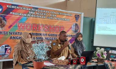 Program Kepemimpinan : Meningkatkan Literasi digital melalui pelatihan IT di SMA Negeri 1 Biak