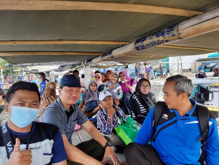 Dengan semangat kebersamaan untuk meraih PRESTASI DI MAN 6 Jombang