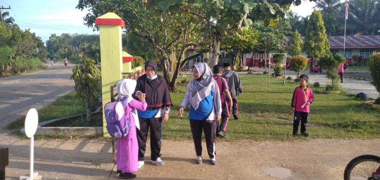 Pembiasaan 5S Untuk Menanamkan Pendidikan Karakter.