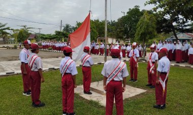 Pengaruh Kegiatan Upacara Bendera terhadap Perilaku Siswa Sekolah Dasar