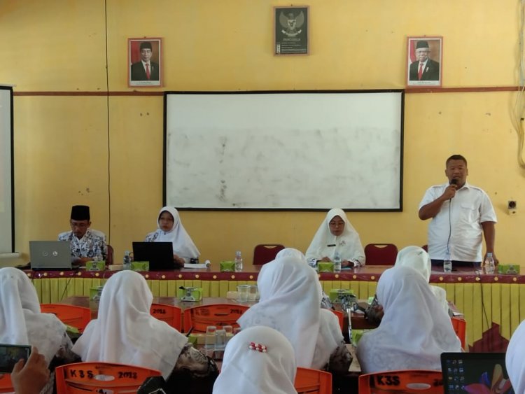 Membangun Edukasi Unggul Melalui Rapat Kerja Cabang PGRI Kecamatan Seberida
