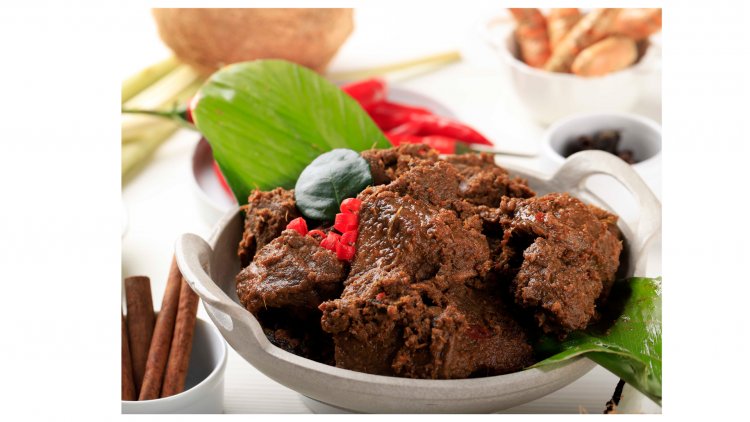 Rendang: Menyelami Kelezatan Makanan Khas Sumatera Barat yang Mendunia