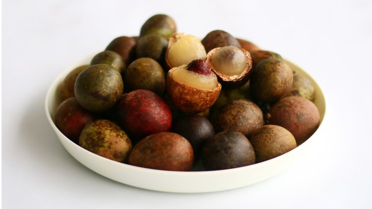 Manfaat Luar Biasa dari Memakan Buah Matoa: Kesehatan dan Kenikmatan dalam Satu Gigitan