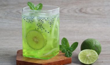 Es Minuman Timun Serut Jeruk Nipis Biji Selasih: Segar dan Menyehatkan