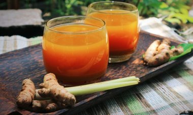 Kunyit Asam: Ramuan Ajaib untuk Detoksifikasi Tubuh