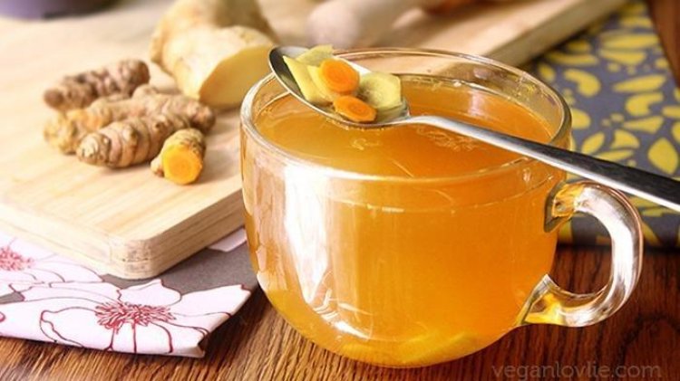Teh Kunyit: Minuman Herbal yang Kaya Manfaat