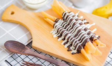 Resep Banana Roll: Camilan Lezat dan Mudah Dibuat