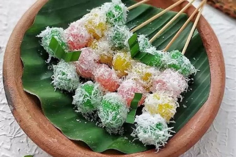 Resep Cenil Singkong: Jajanan Tradisional yang Manis dan Kenyal