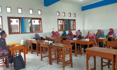 Revolusi Pengajaran IPA di Era Digital: Workshop Google Sites MGMP Kota Malang