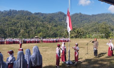 Meriah! 4 SD Negeri di Desa Sampang Laksanakan Peringatan HARDIKNAS Bersama